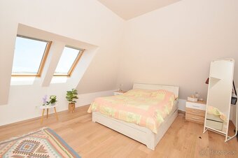 Predaj priestranný 2i byt s 7,15 m2 terasou, pivnica, Rajka - 4