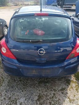 Opel corsa - 4
