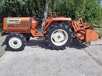 Malotraktor Hinomoto N249 - 4