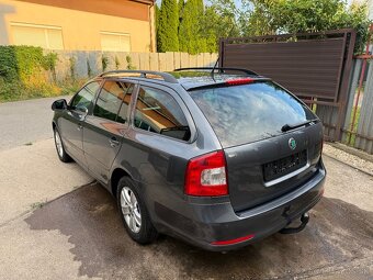 Škoda Octavia Combi 2.0 TDI CR DPF Ambiente - 4