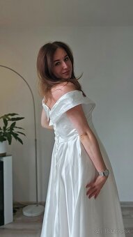 Elegantné Saténové šaty XL - 4