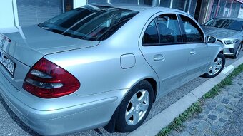 Mercedes W211 - 4