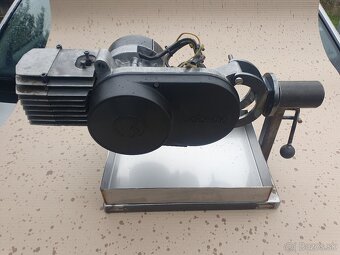 Jawa 50 pionýr, babetta, jawetta polohovadlo na GO motoru - 4