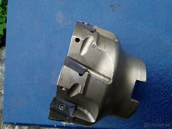 Predam gb zavitovu hlavu a tk frezu. - 4