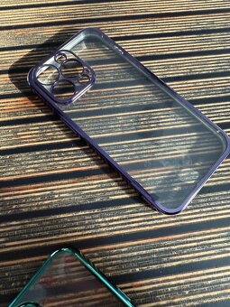 Obaly IPhone 13 Pro - 4