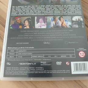 • Na predaj DVD Amy • - 4