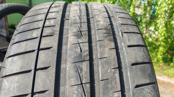 Letné pneu 255/35 ZR19 --- VREDESTEIN - 4