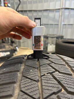 Predám CONTINENTAL 255/55 R19 111V WinterContact TS860S - 4