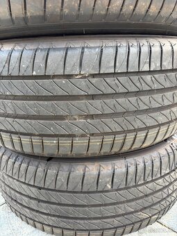 Nove letne pneu Michelin 215/55r17 - 4
