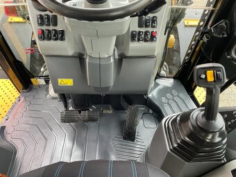 Caterpillar 444 F2 - 4