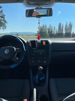 VW GOLF V 1.4 BENZÍN - 4