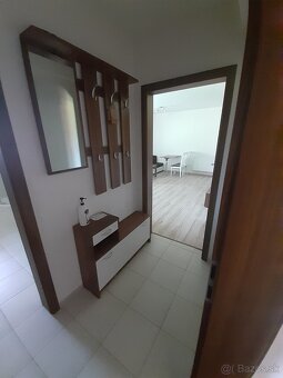 Na predaj apartmánový objekt – 5 bytov, veľký pozemok - 4