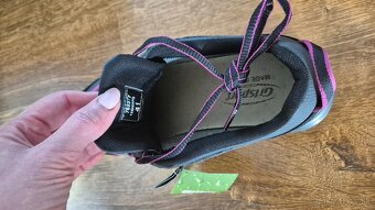 Úplne nové trekové topánky - 4