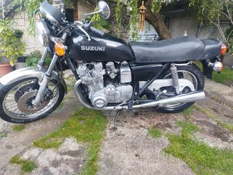Suzuki GSX 750 - 4