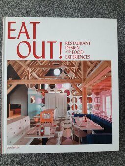 Rozpredaj kniznice, naj knihy hľadajú nového majiteľa. - 4