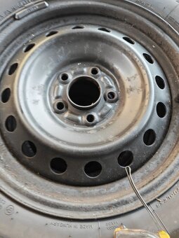 5x112 215 70 r16 - 4