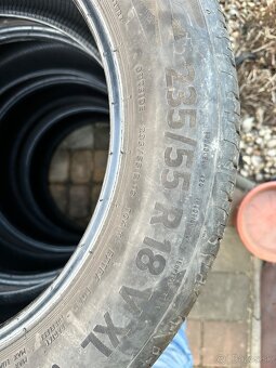 Continetal 235/55 R18 - 4