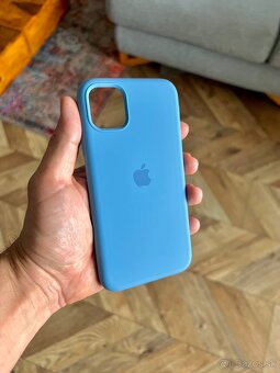 Nový silikónový Apple kryt na iPhone 11 - 4
