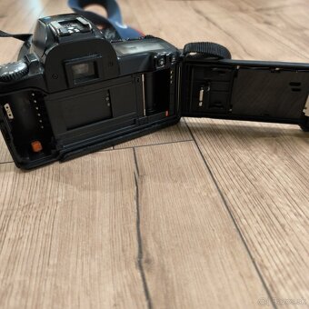 Canon EOS 500 - 4