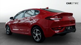 i30 Fastback - 4