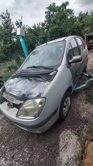 renault scenic - 4