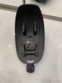 Vajicko Cybex s isofixom - 4