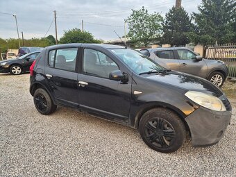 Dacia sandero - 4