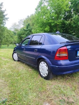 Opel Astra - 4