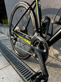 Cestný bicykel Giant Defy Advanced 1 HRD - 4