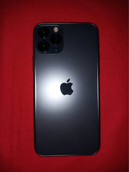 iPhone 11 Pro 256 GB Midnight Green Predám Vymením - 4
