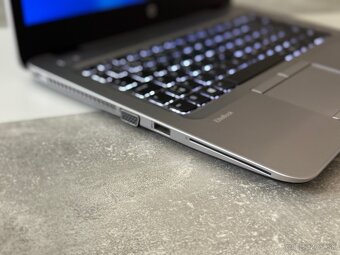 HP EliteBook 840 G4 i5, podsvietená klávesnica + darček - 4