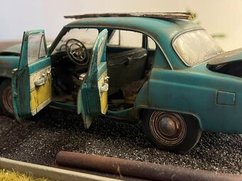 1:18 VOLGA GAZ 21R - Tyrkysová - IST Models (vrak) - 4