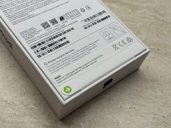 Apple iPhone 16 Pro 128GB (nový, zabalený) - 4