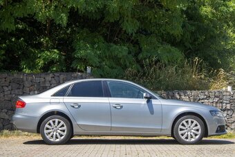 Audi A4 2.0 TDI quattro Komfort - 4