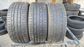 235/40R19 zánovné letné bridgestone - 4