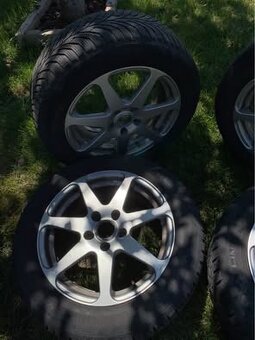 Predám disky 7Jx16H2 ET45, 5/112 s pneumatikami 205/55 R16 - 4