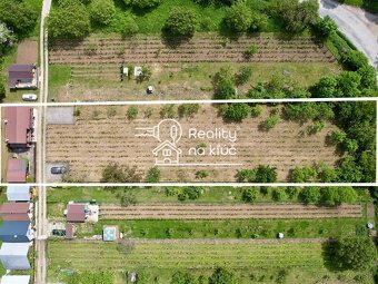 Na predaj krásna zariadená chata s vinohradom - Trávnica - 4