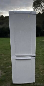 Predám chladničku s mraznickou elektrolux - 4