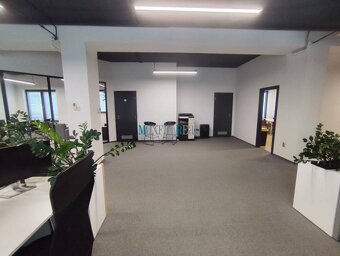 Polyfunkčný priestor s parkovaním v Nitre - 4