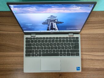 Dell Latitude 3320 i5 • 8GB • 256GB SSD - 4