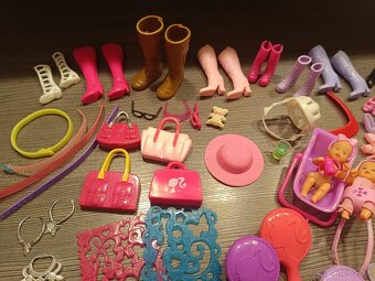 Topánky a doplnky pre Barbie - 4