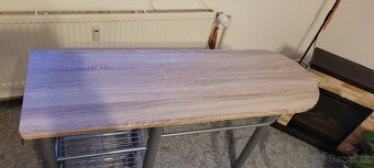 Predam barovy stôl a 2ks stolička - 4