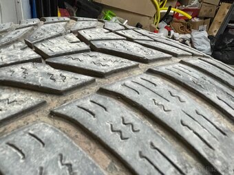 Predam zimne pneu Hankook 225/50 R18 99V - 4
