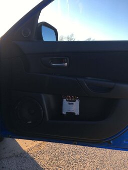 Mazda 3 - 4