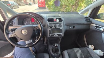Predam vw touran - 4