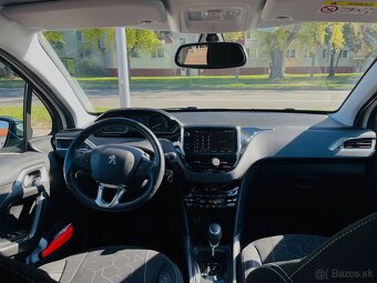Peugeot 2008 1.2 Puretech Style - 4