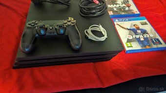 Sony Playstation 4 Pro 1TB + joypad a hry - 4