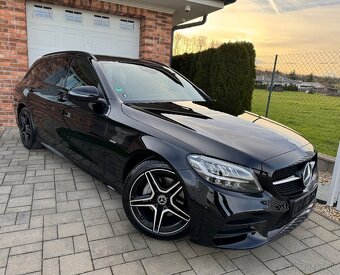 Mercedes-Benz C220D T AMG-Line + Night Edition - 4