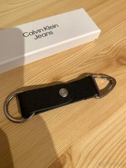 klučenka kožená na kluče Calvin Klein carabine - 4