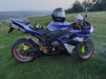 Yamaha r1 rn19 - 4